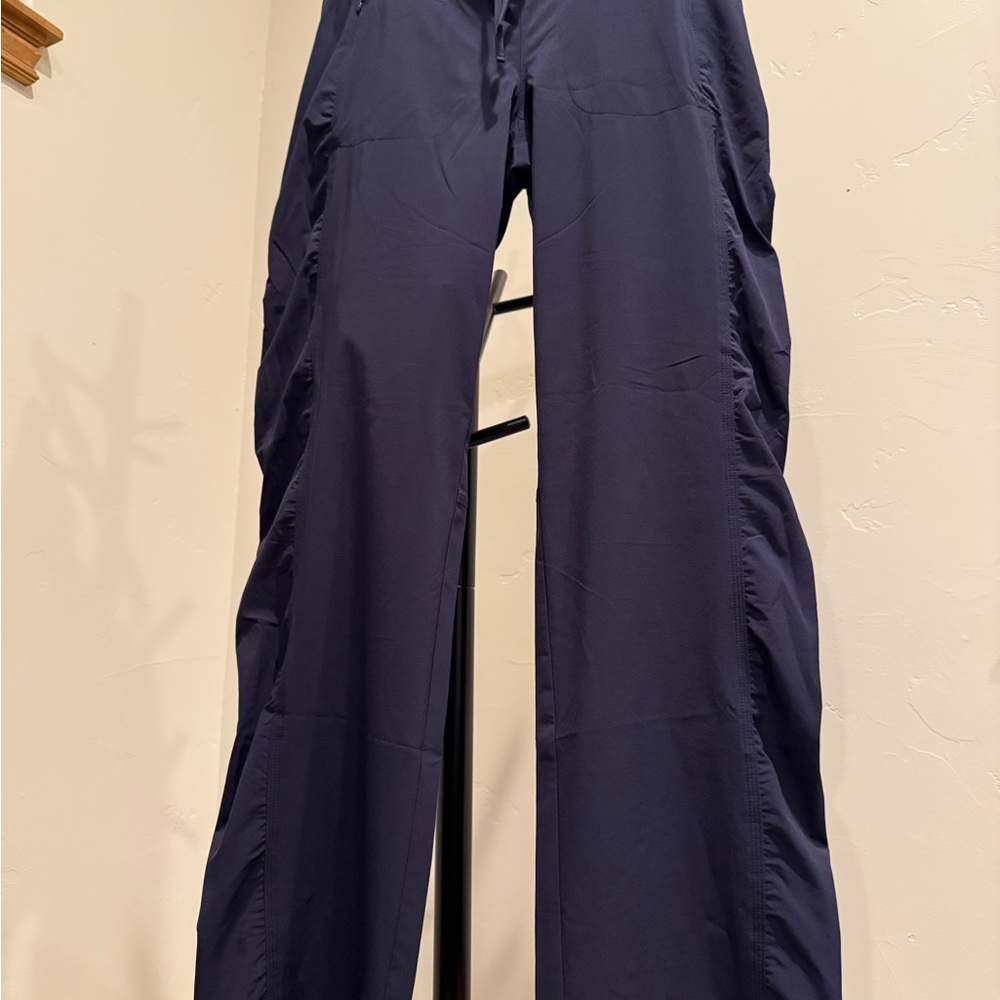 Athleta LaVida Pants Navy Blue Size 6